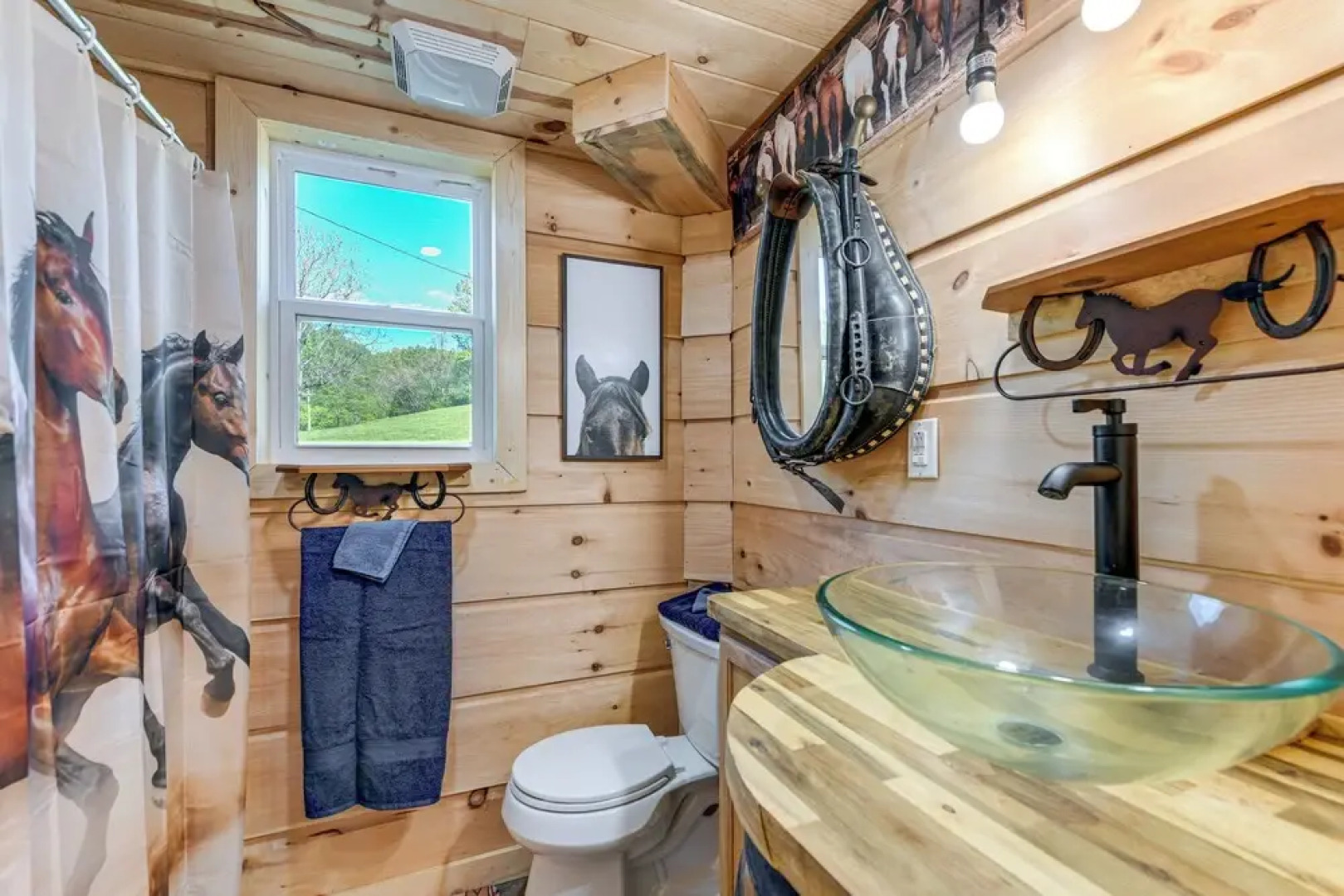 On-site Creek Access: Pet-friendly Cosby Cabin!