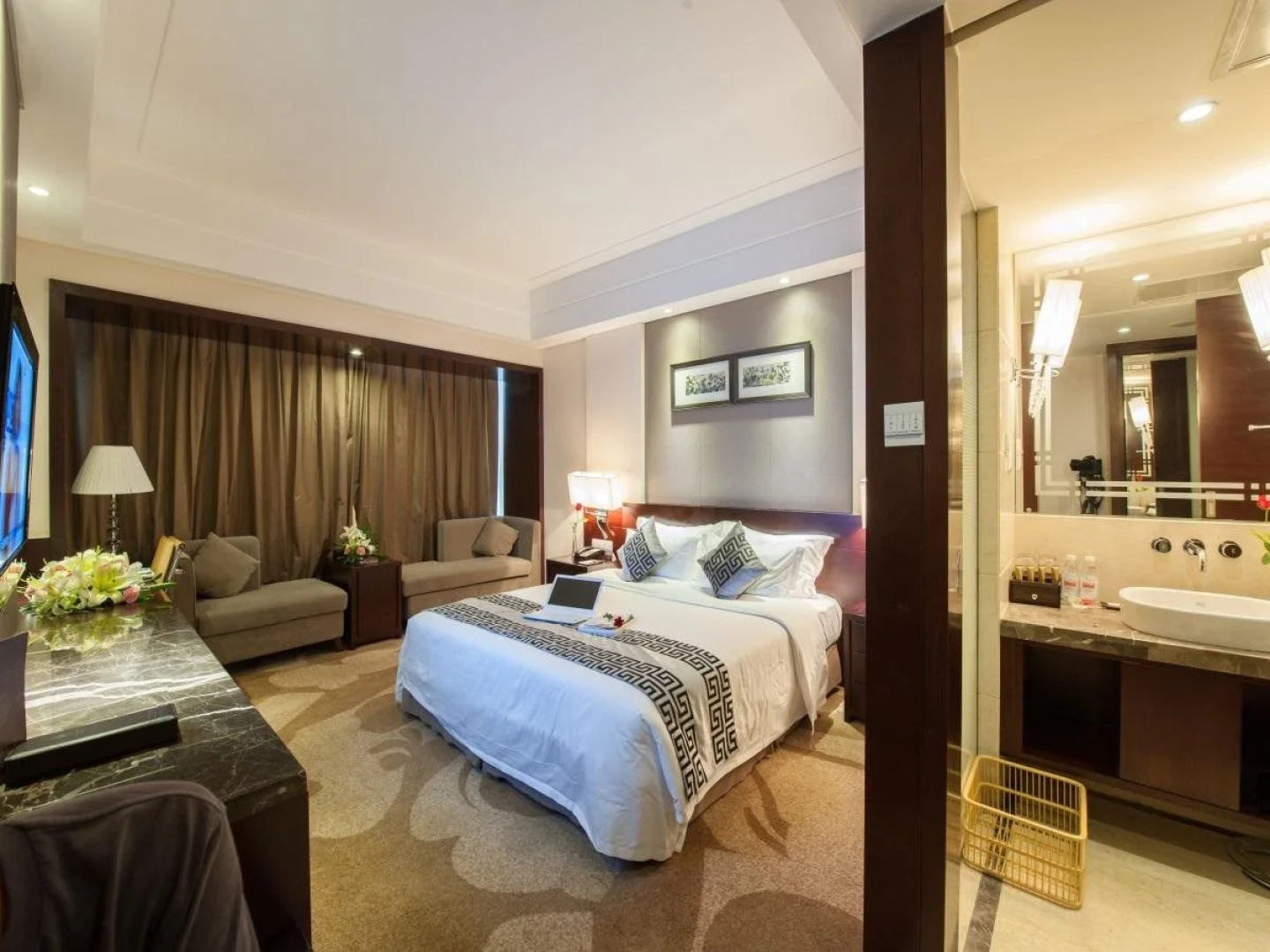 Paxton Park Hotel Chengdu