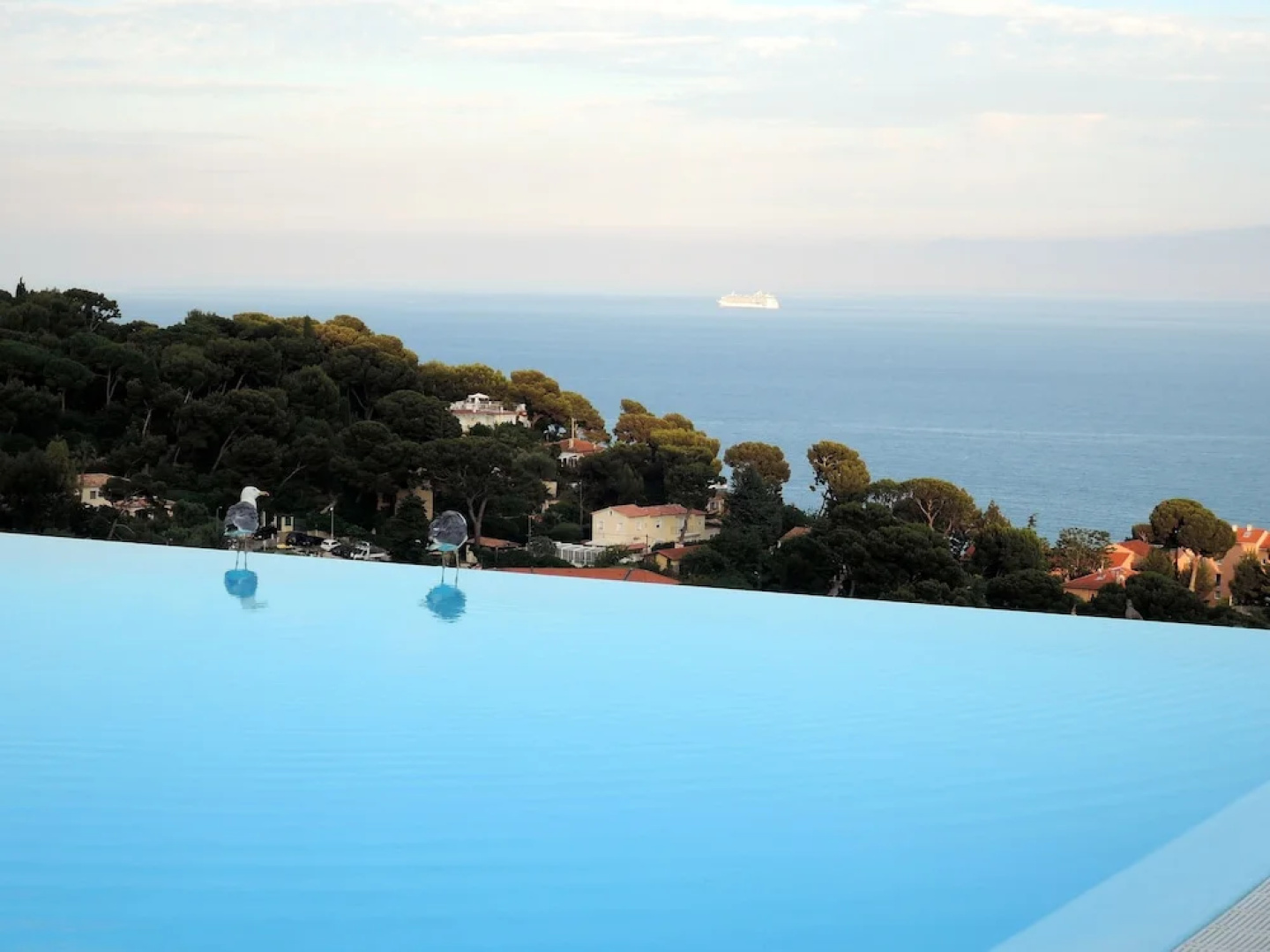 Overlooking Montecarlo (costaplana1)
