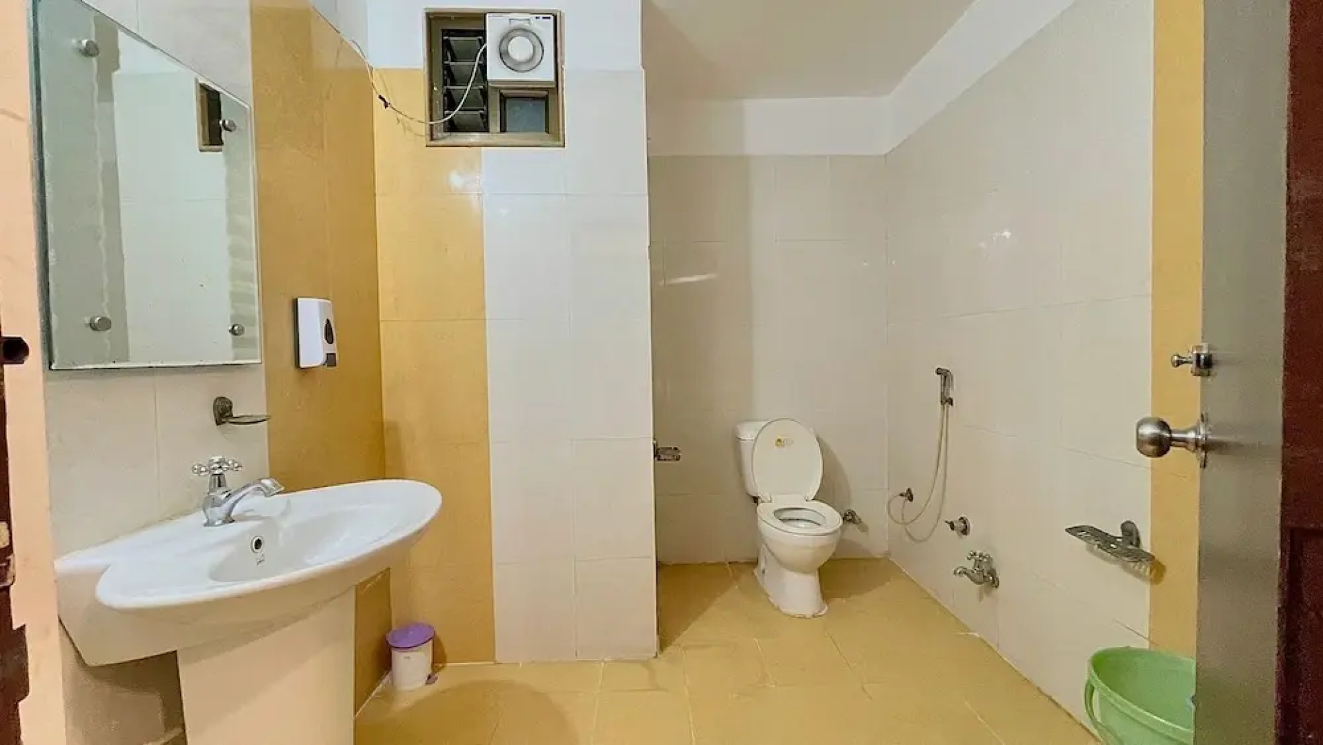 Hotel Ashapura Palace by Sky Stays
