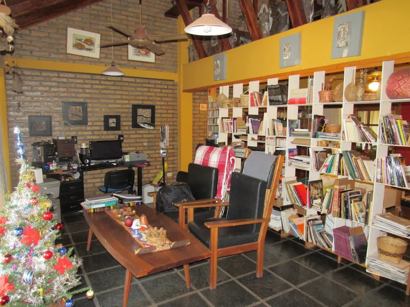 Room-ñau Father for 3 People