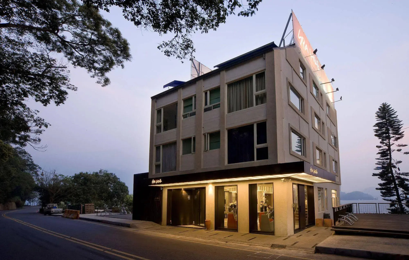 Spa Home Sun Moon Lake Luxury Lakeside Hotel
