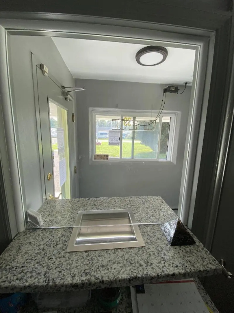 Red Carpet Inn and Suites