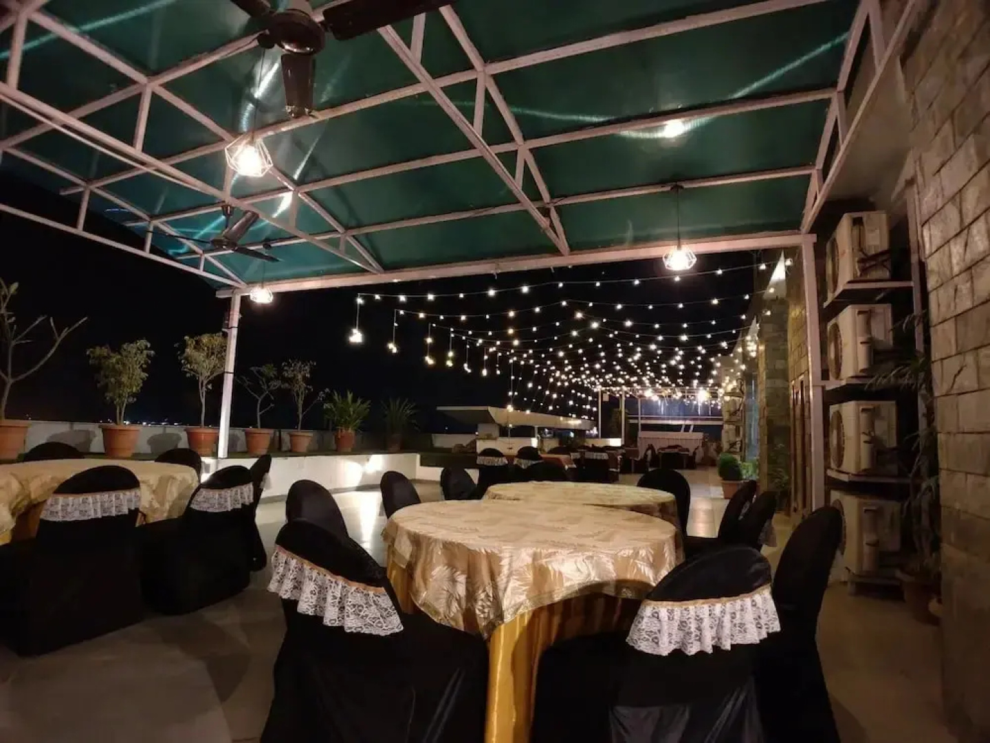 Hotel Landmark Residency
