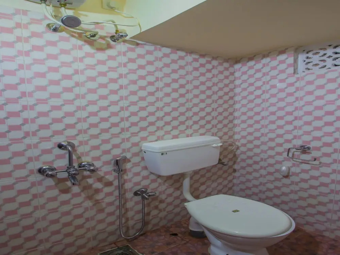 OYO 15804 Home Spacious 2BHK Near Mall De Goa