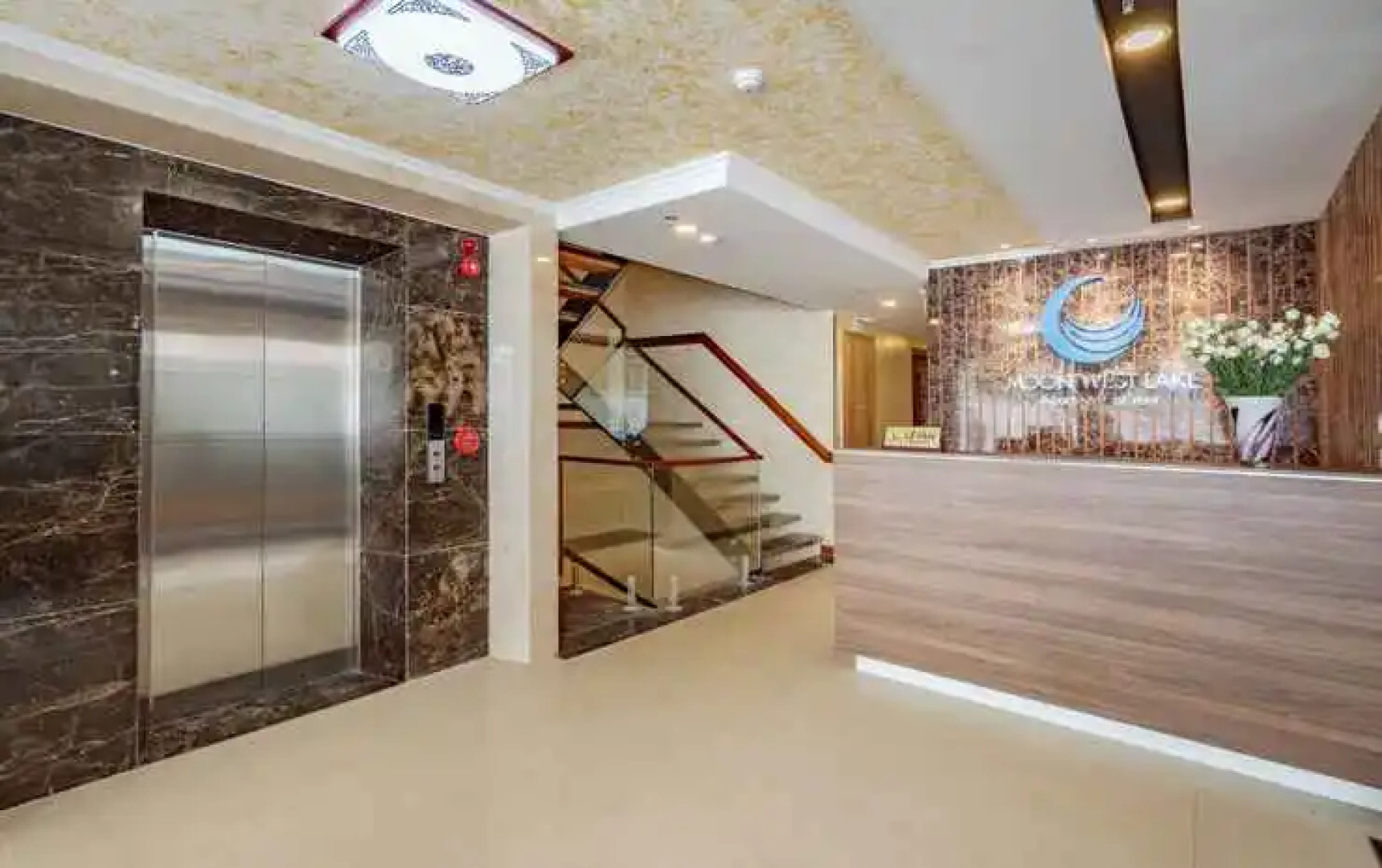 22Housing Moon Westlake Apartment