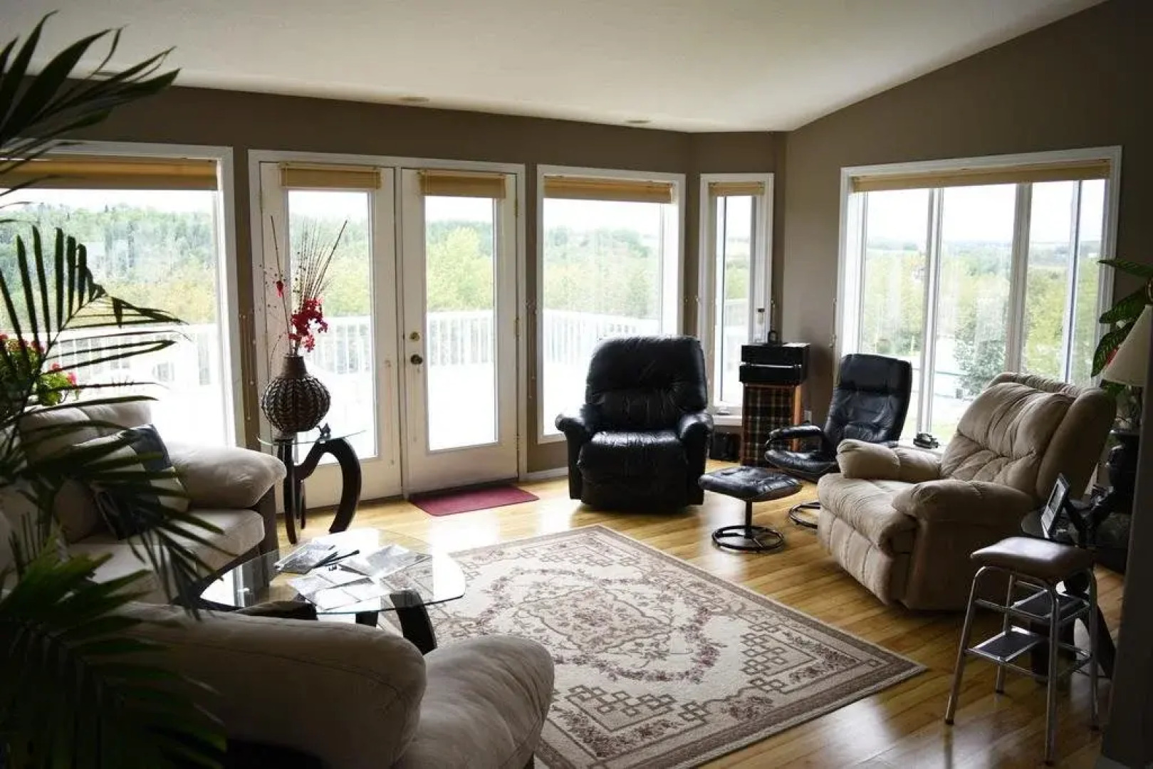 Serenity Hillside B&B