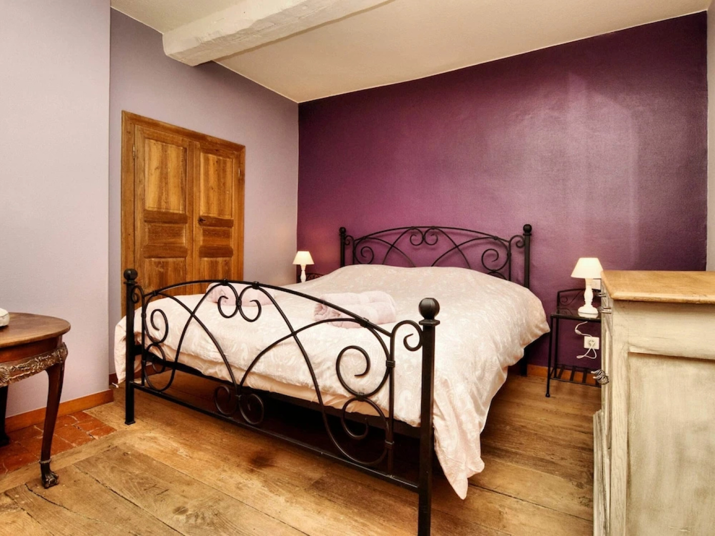 Magnificent Holiday Home in Baronville With Heated Pool & Billiards