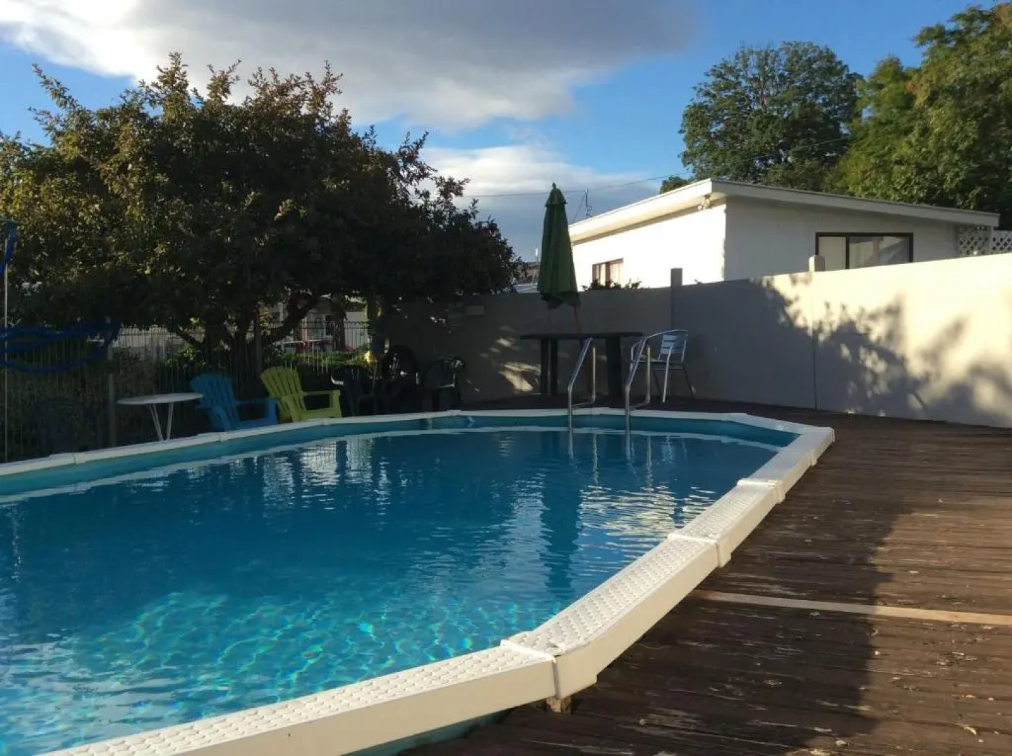 Alexandra Garden Court Motel