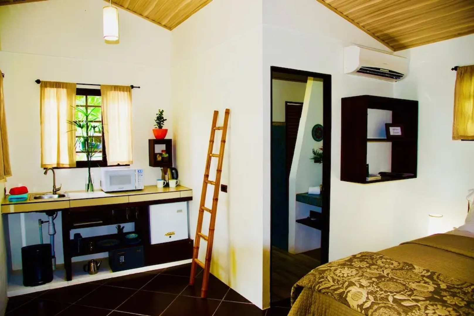 Cabinas D'Val Boutique Hotel