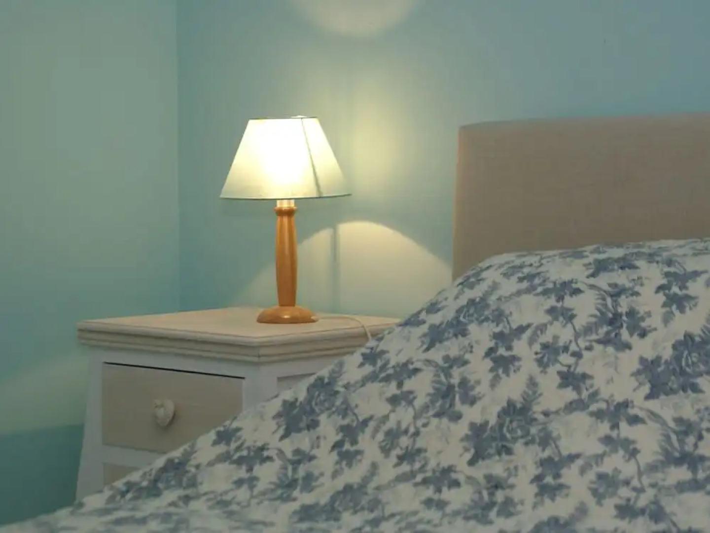 Peaceful Villa in Saint-Saturnin-lès-Apt with Swimming Pool