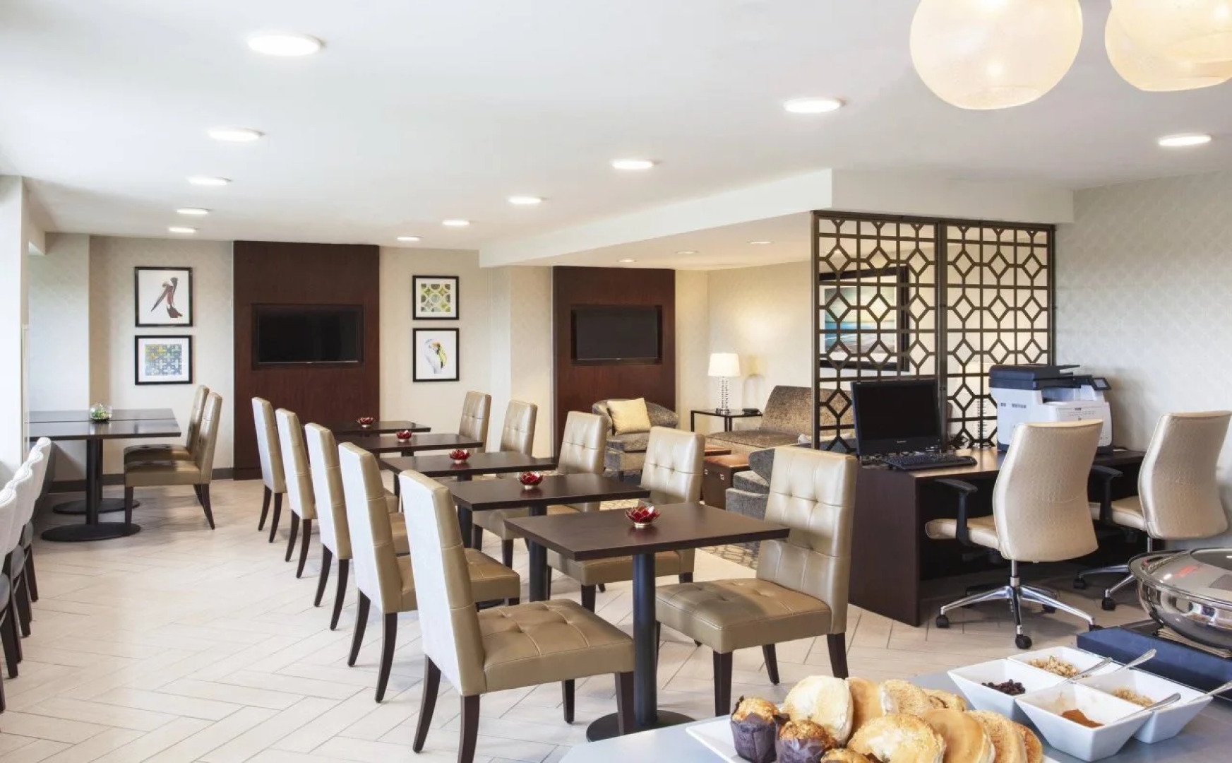Sheraton® Suites Fort Lauderdale West