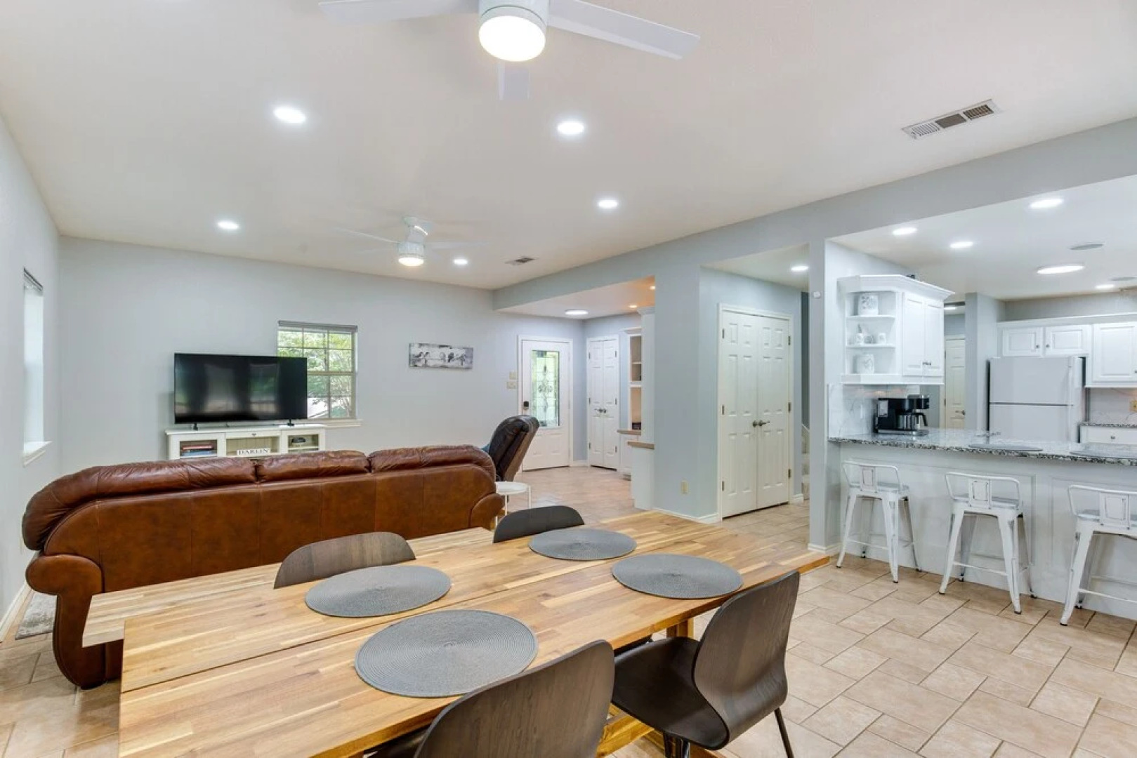 Near Cedar Creek Lake: Pet-friendly Home w/ Yard!