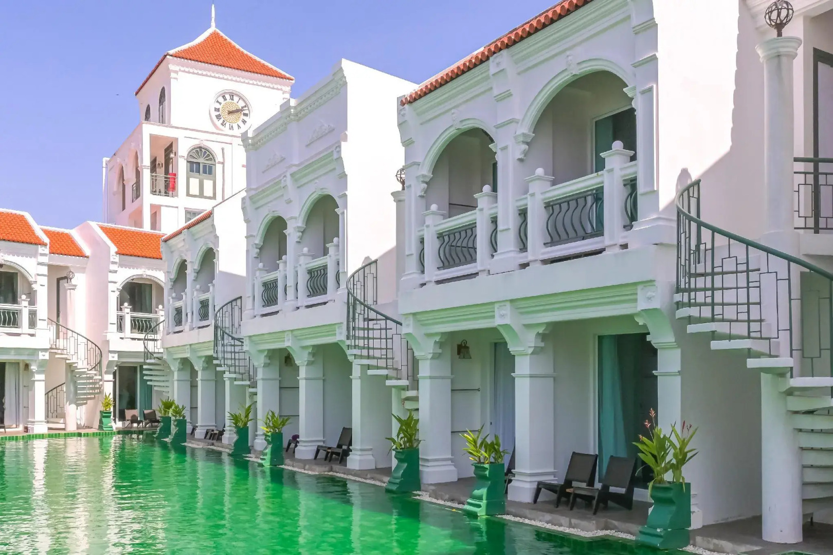 Supicha Pool Access Hotel