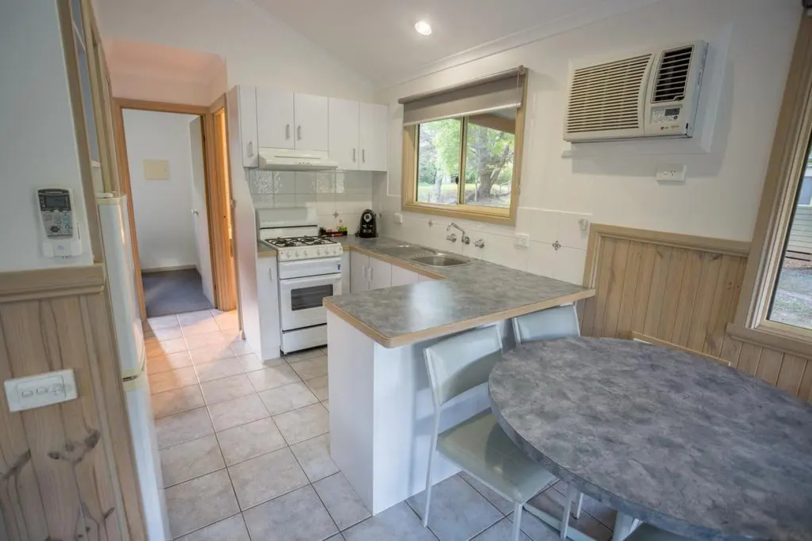 Discovery Parks - Bright