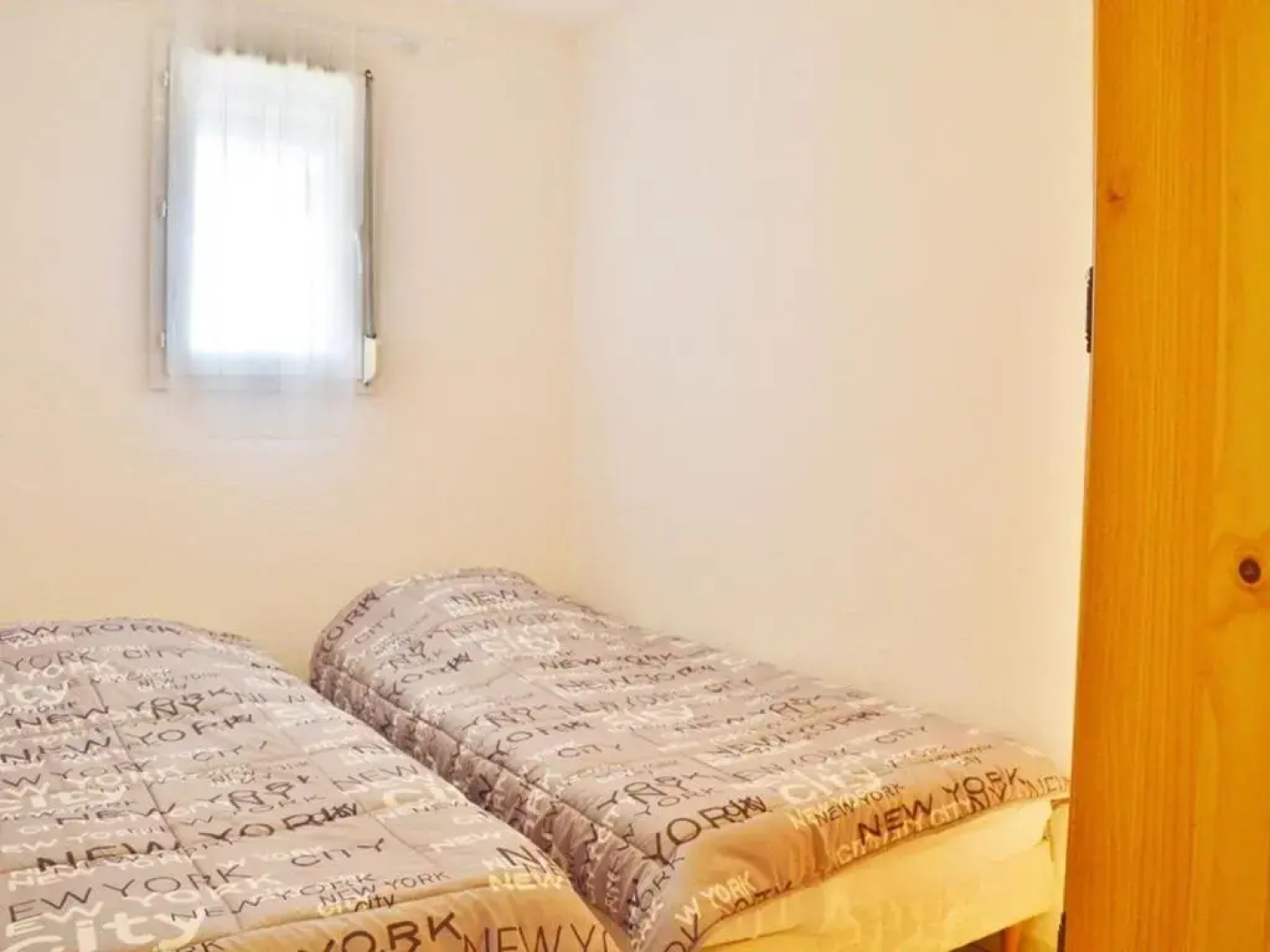 Appartement Le Lavandou, 3 pièces, 6 personnes - FR-1-251-65