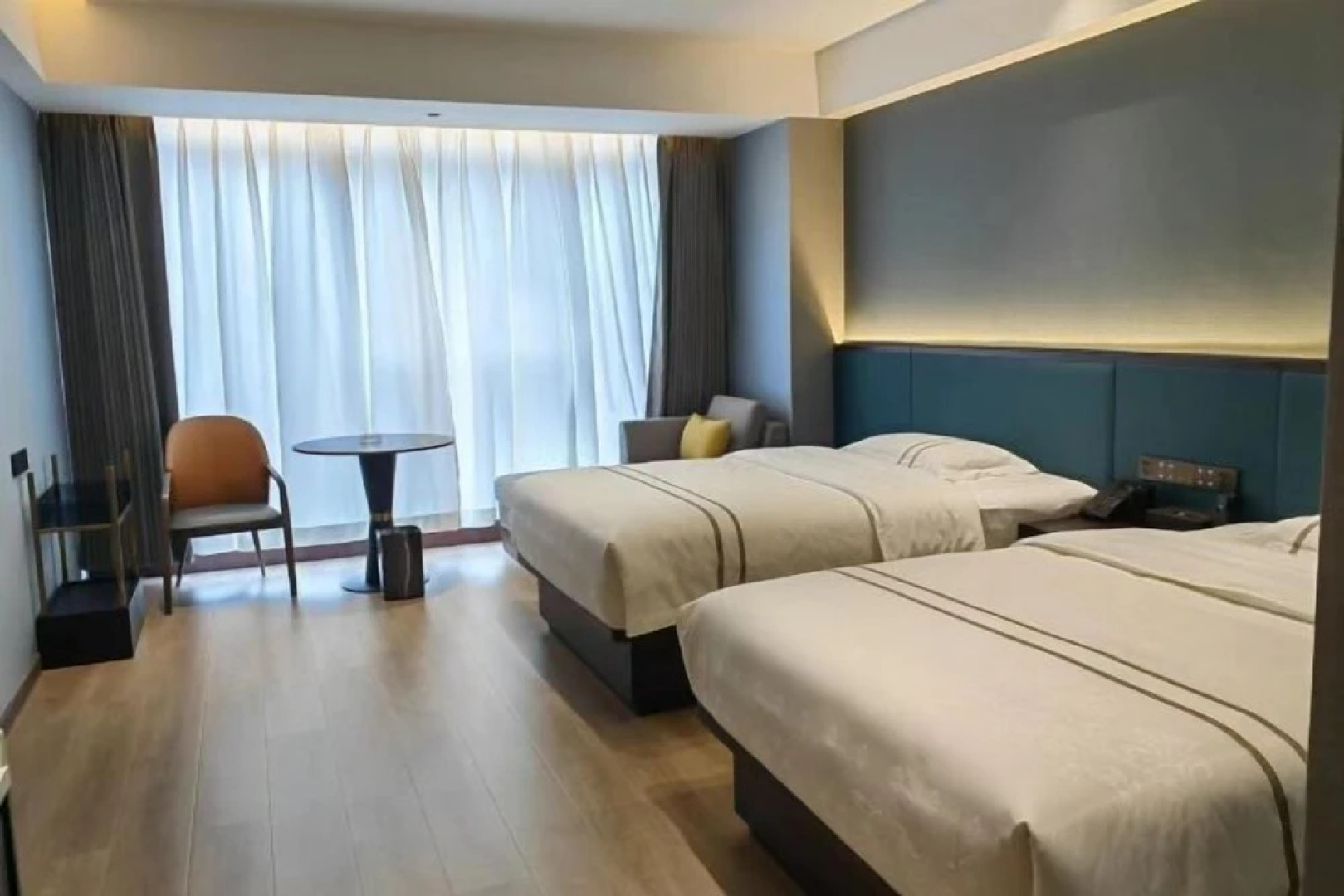 Zhen an Golden Resource Hotel