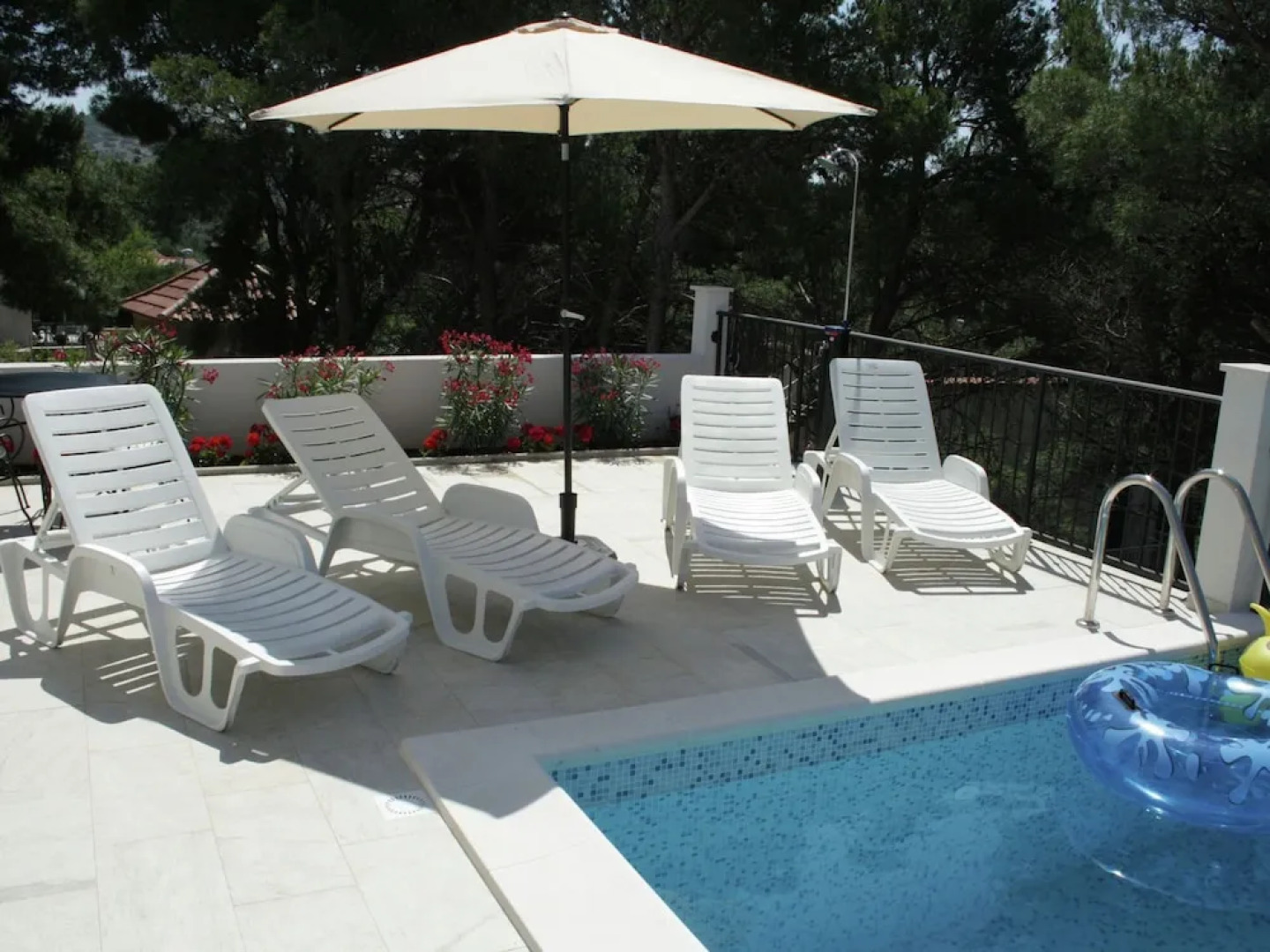 Modern Villa in Primosten With Pool