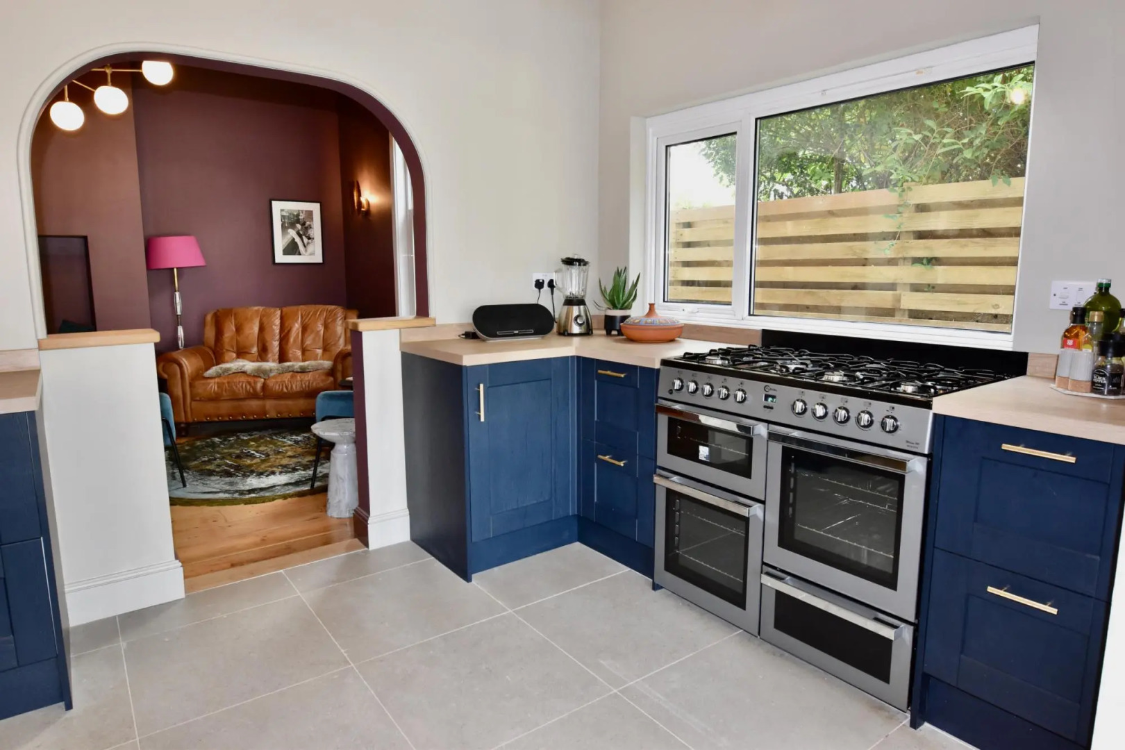 Blenheim House a Seaside Home for 12