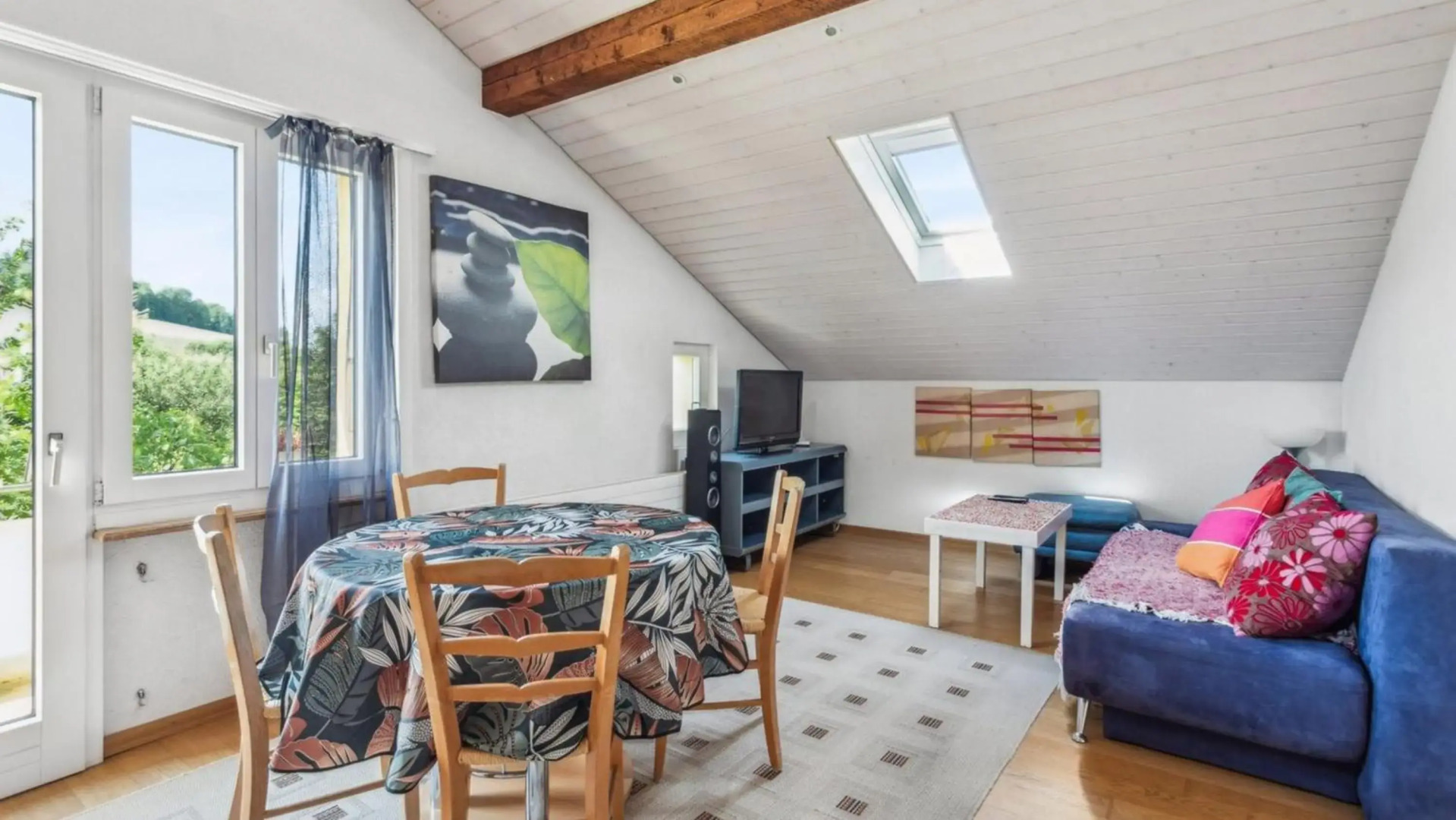 Appartement dans la maison familiale près du lac de Morat-Murten-Fribourg-CH