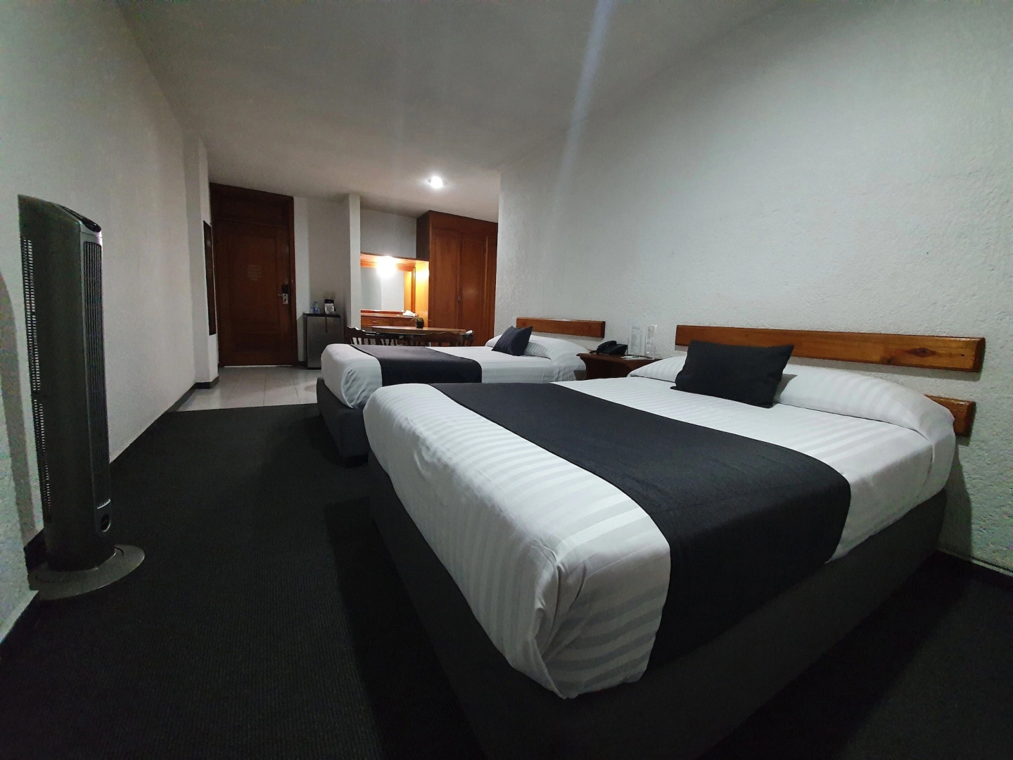 Estanza Hotel & Suites