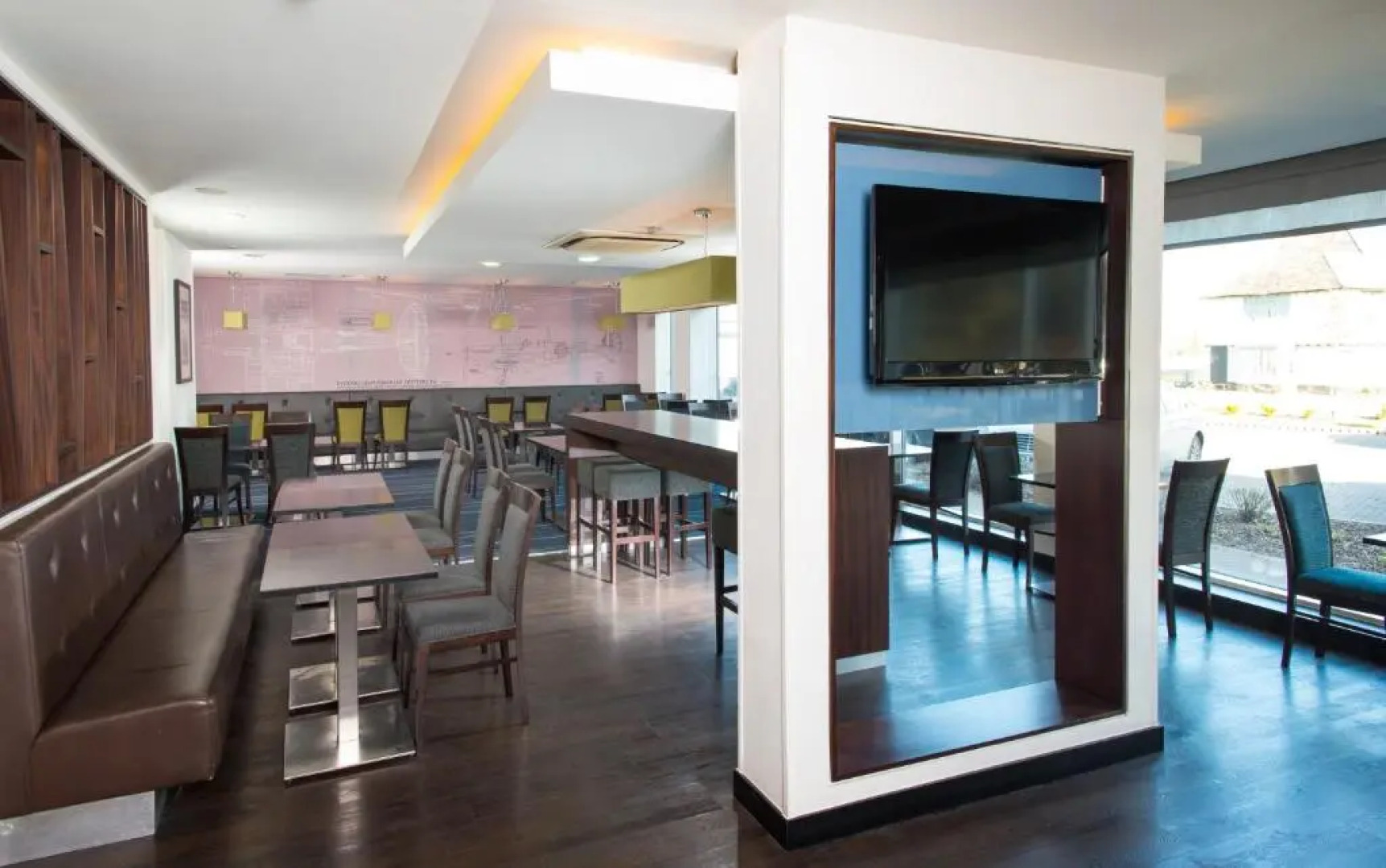 Отель The Duxford Hotel Cambridge South