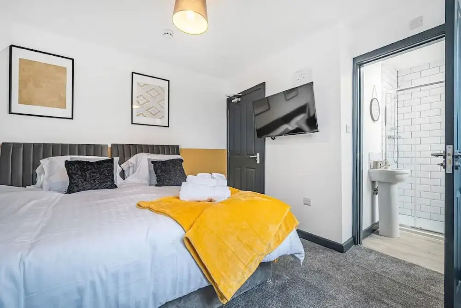 5-bed 5 En-suite Apartment in Manchester