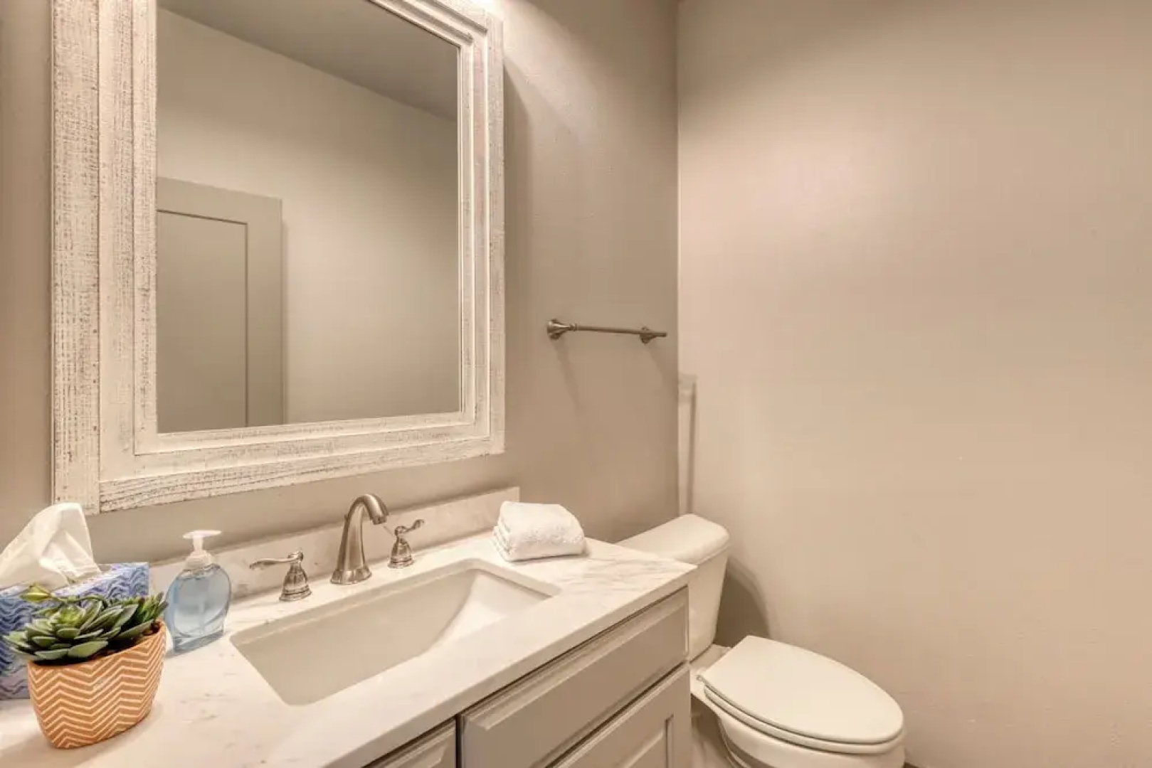 Thomas Jefferson Inspired Condo Near Mt Rushmore