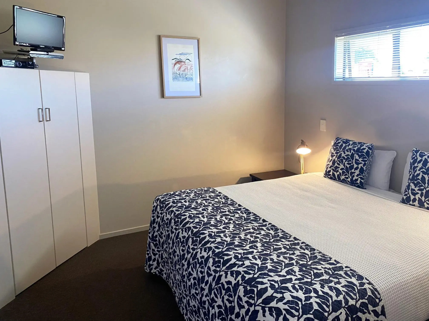 Alpine Lake Motor Lodge