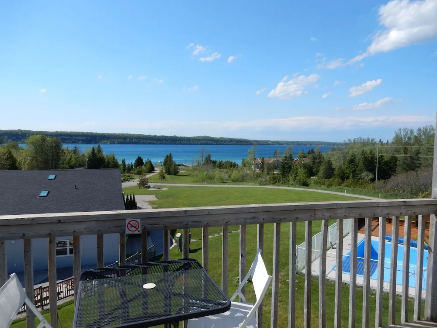 Waterview On The Bay