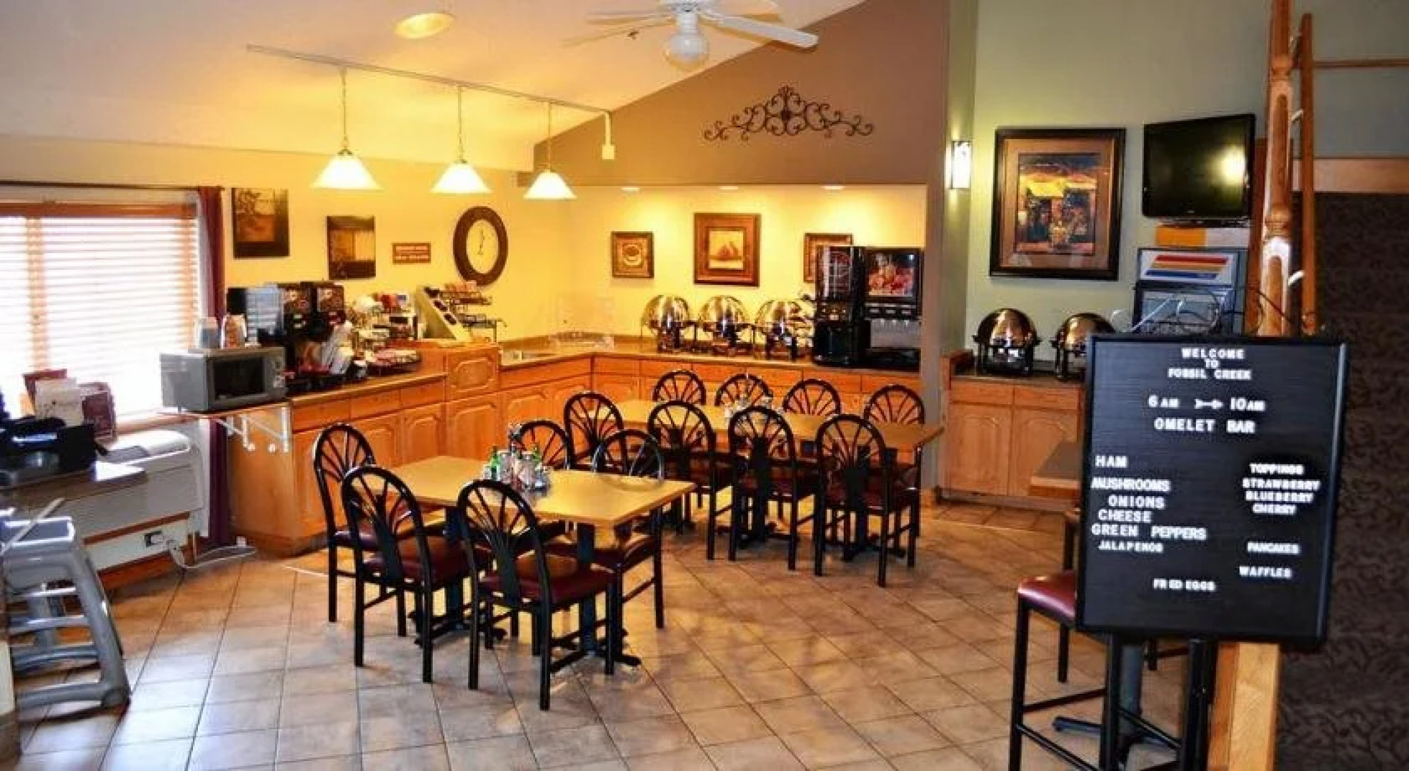 Fossil Creek Hotel And Suites