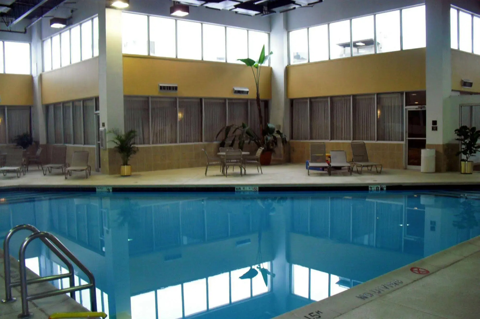 Ramada by Wyndham East Syracuse Carrier Circle