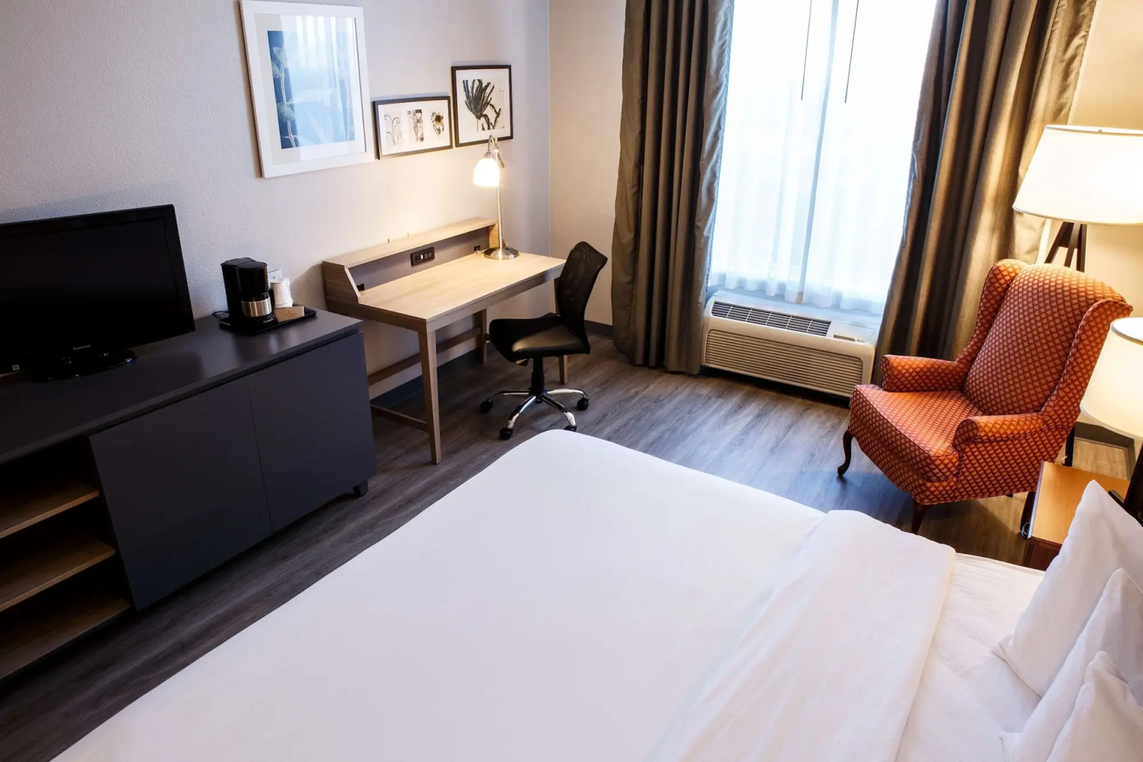 Country Inn & Suites by Radisson, Harrisburg West, PA