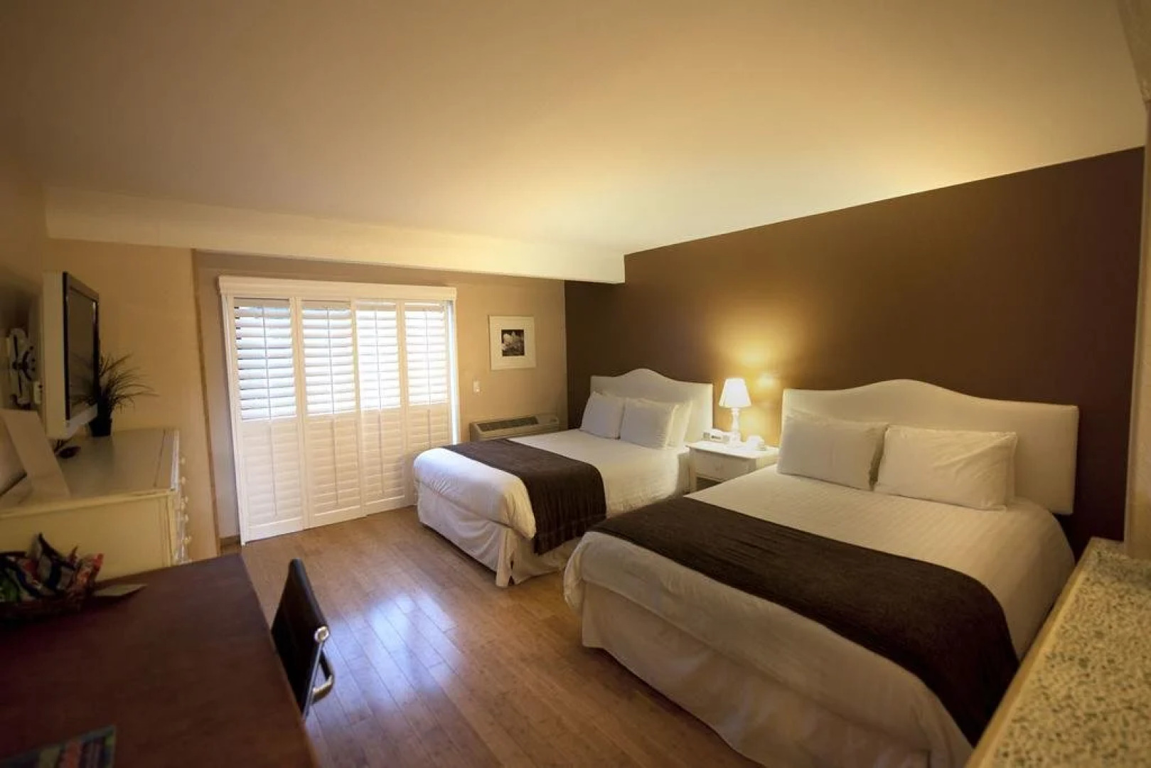 Hummingbird Inn of Ojai