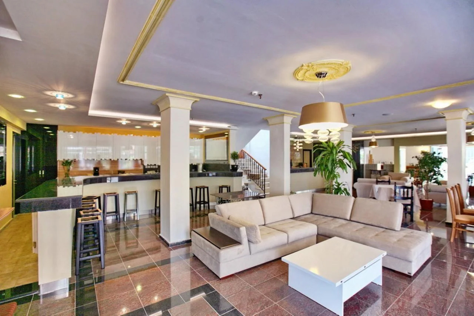 Theofilos Classic Hotel