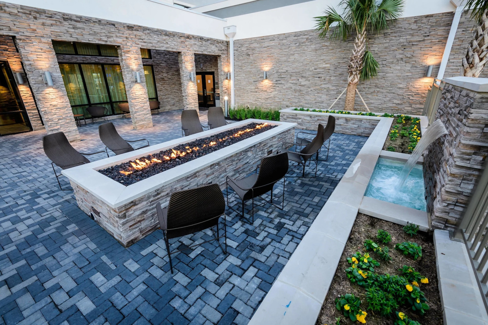 Courtyard by Marriott Lake Jackson