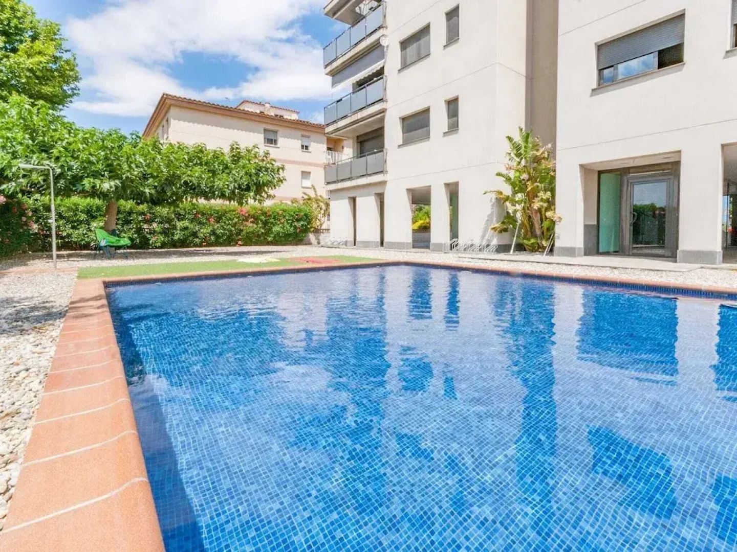 Wonderful Apartment in St Pere Pescador With Communal Pool