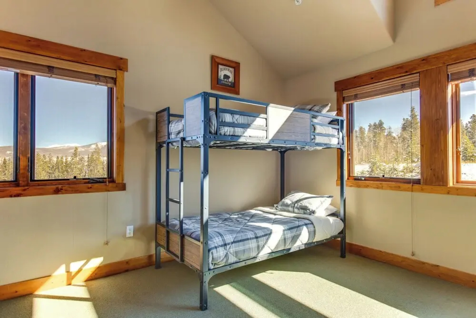 Spacious Fraser Gem: 7 Mi to Winter Park!