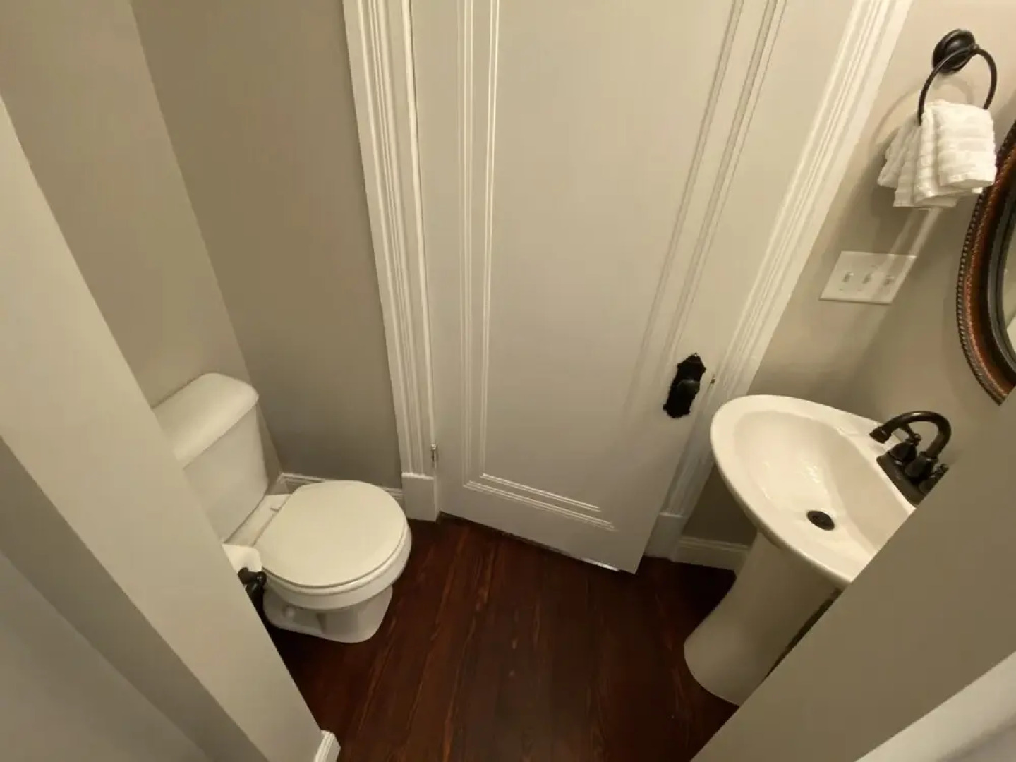 Twin Lakes Creamery, Grill & Inn