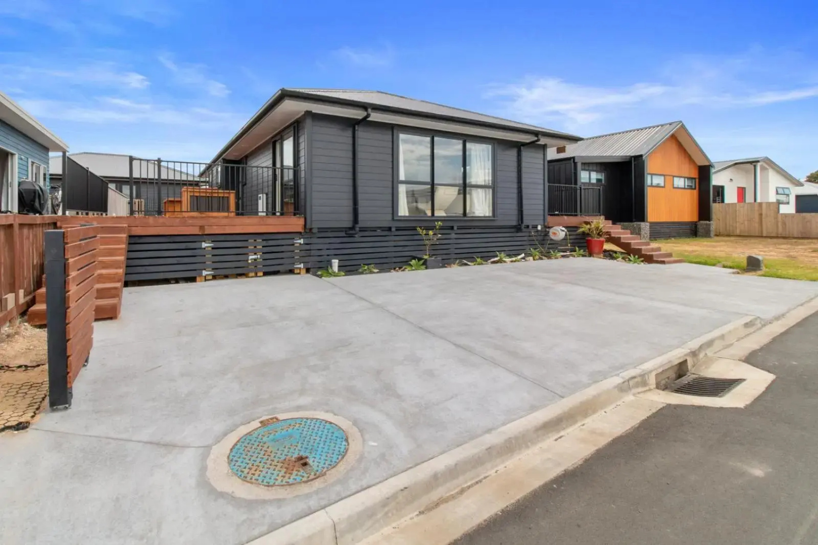 Sandy Shores - Waihi Beach Holiday Home