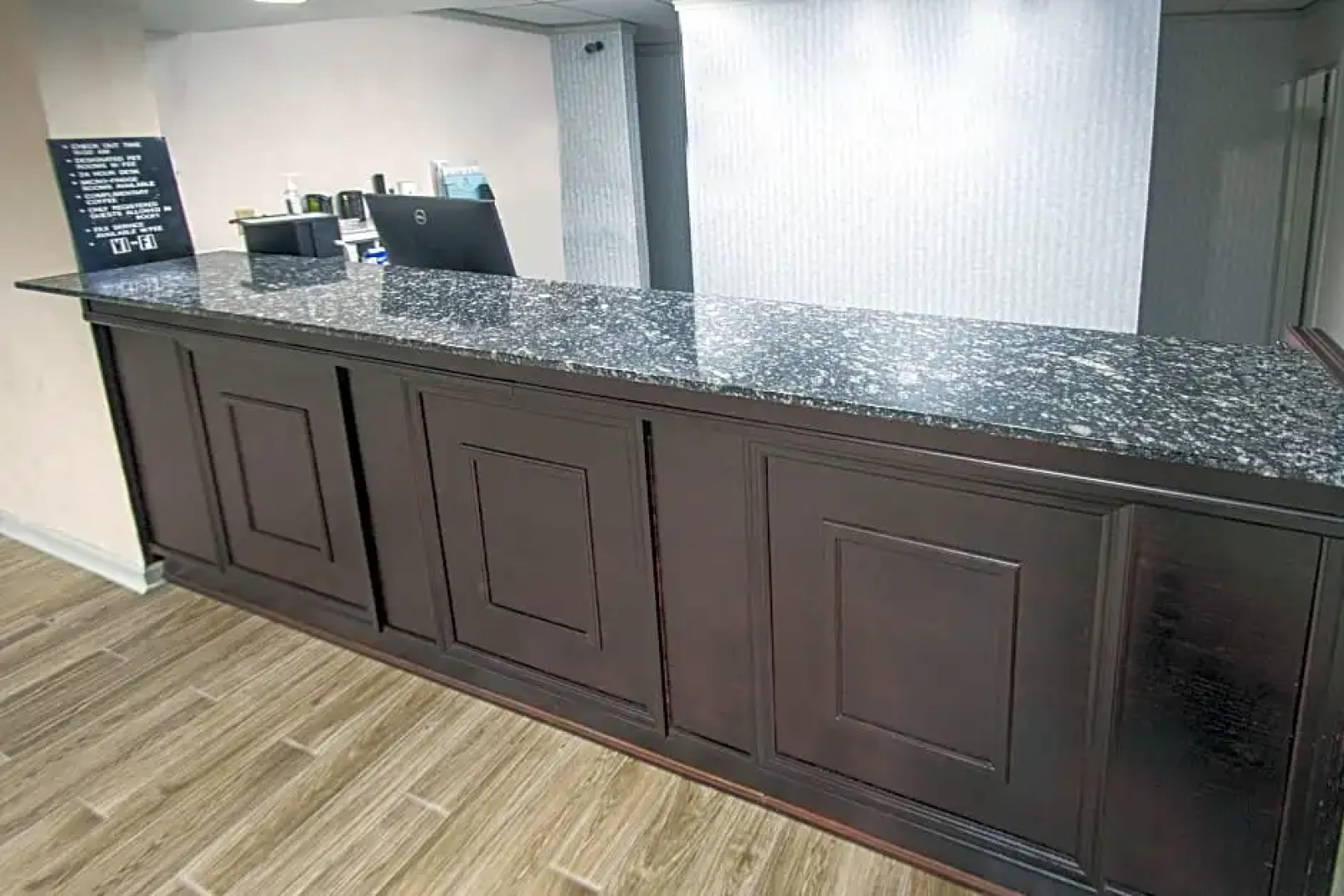 121 Motel