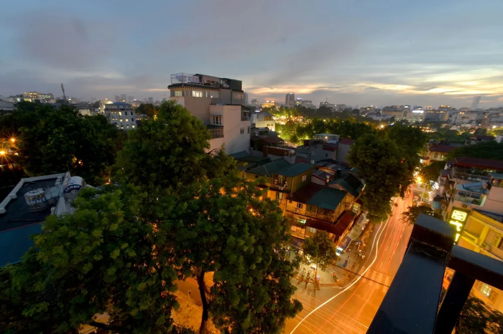 Hanoi Louis Hotel
