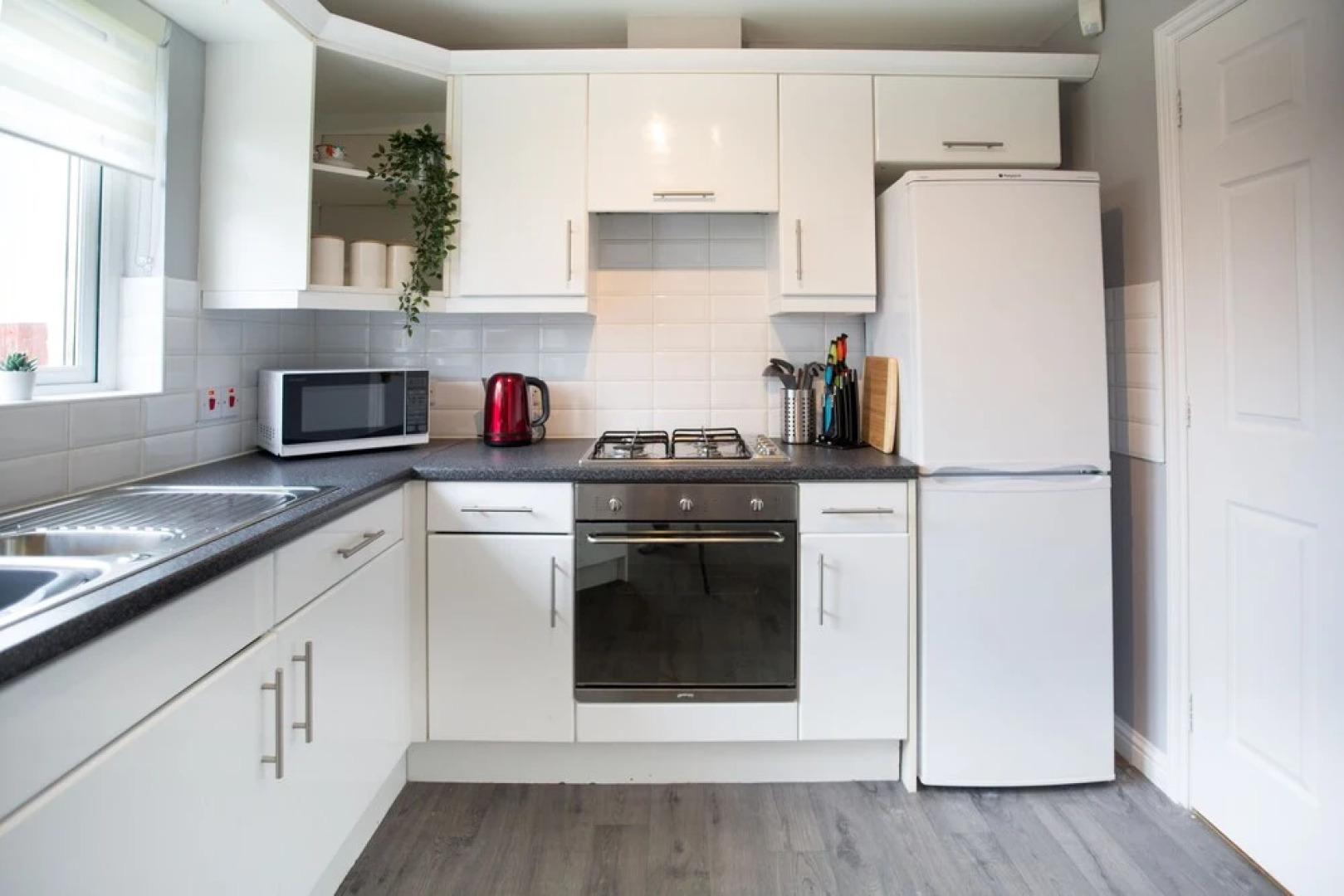 Lomond Serviced Apartments - Muir House