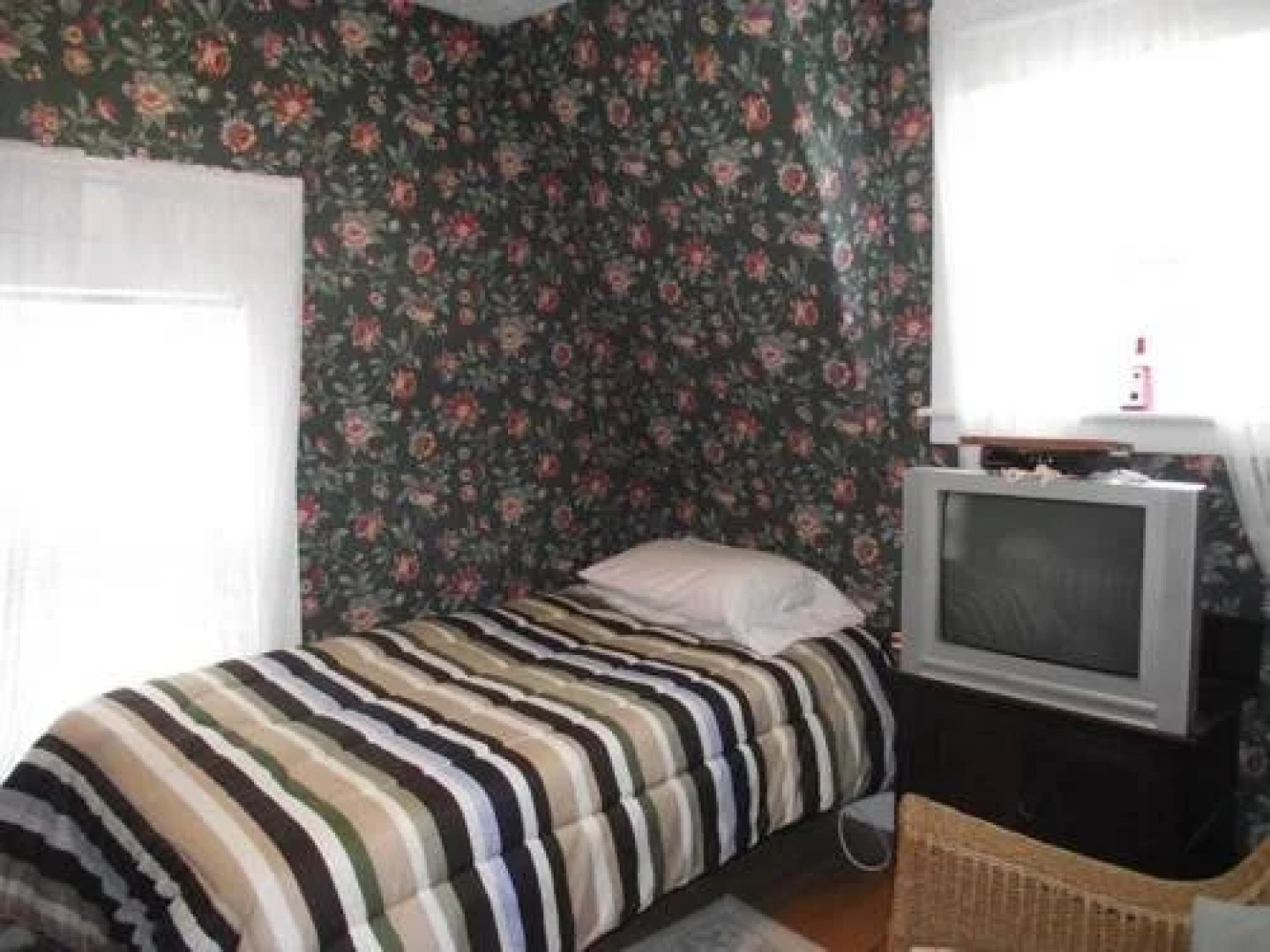 Water Street Lighthouse Bed And Breakfast