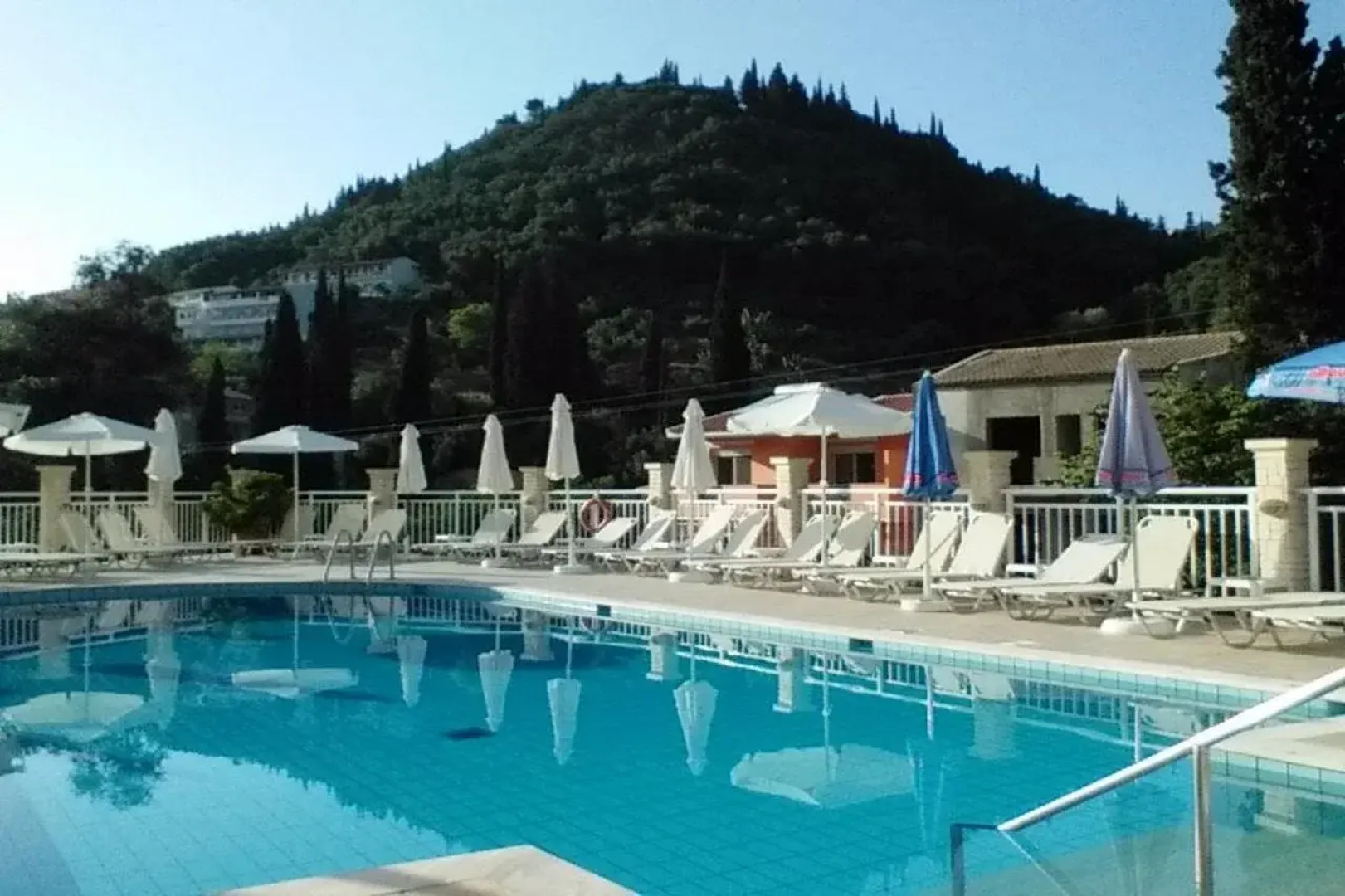 Angelica Apartment Hotel