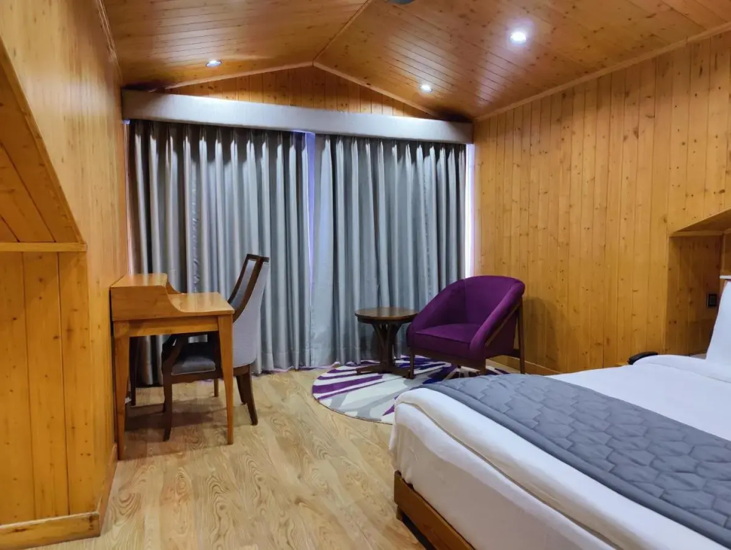 Kaithal Resort - Kasauli