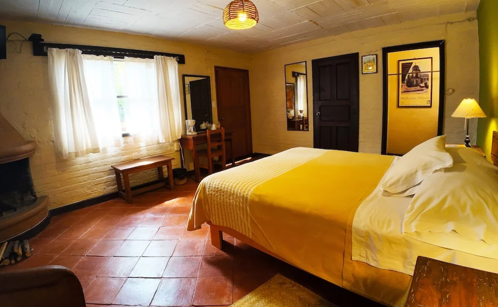 Villa Patzcuaro Garden Hotel & RV Park