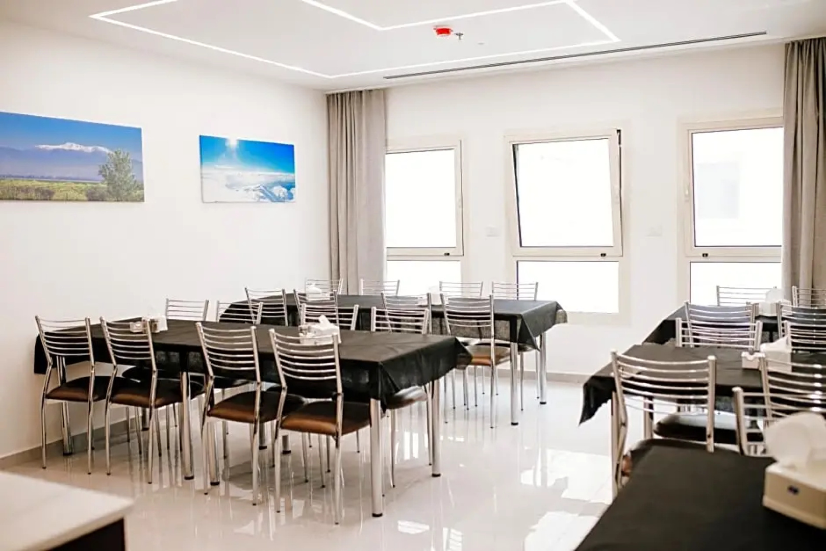 Hilltop luxury suites