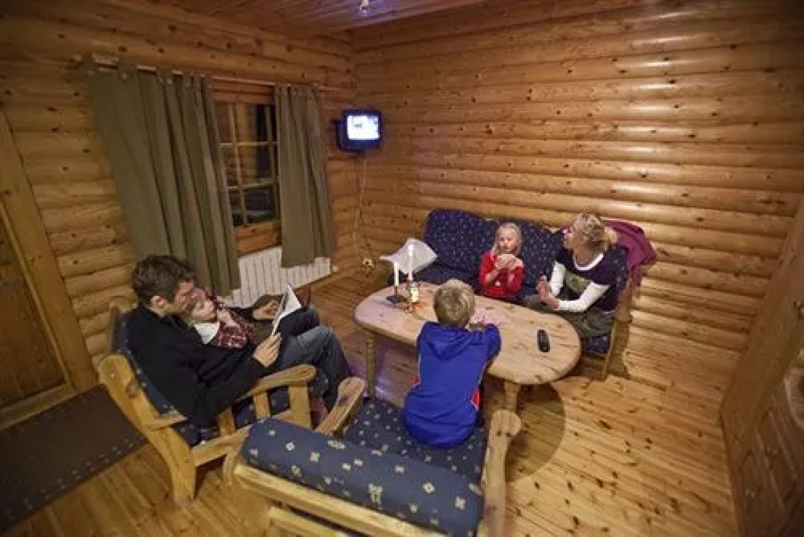 Brimnes Cabins and The Northern Comfort Inn