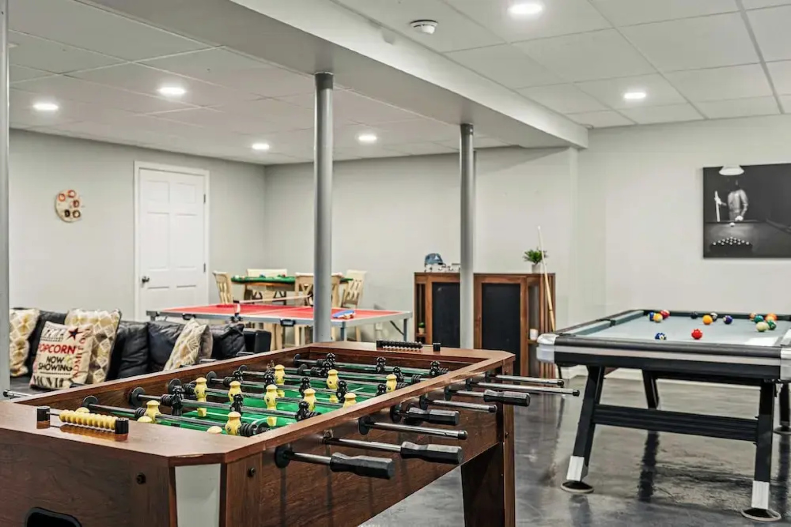 Laker's Pointe by Avantstay Lakefront Private Peninsula Hot Tub, Game Room